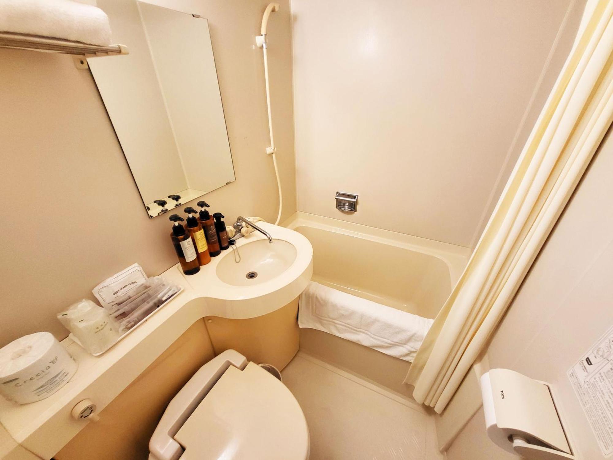 Hotel Royal Garden Kisarazu Bagian luar foto