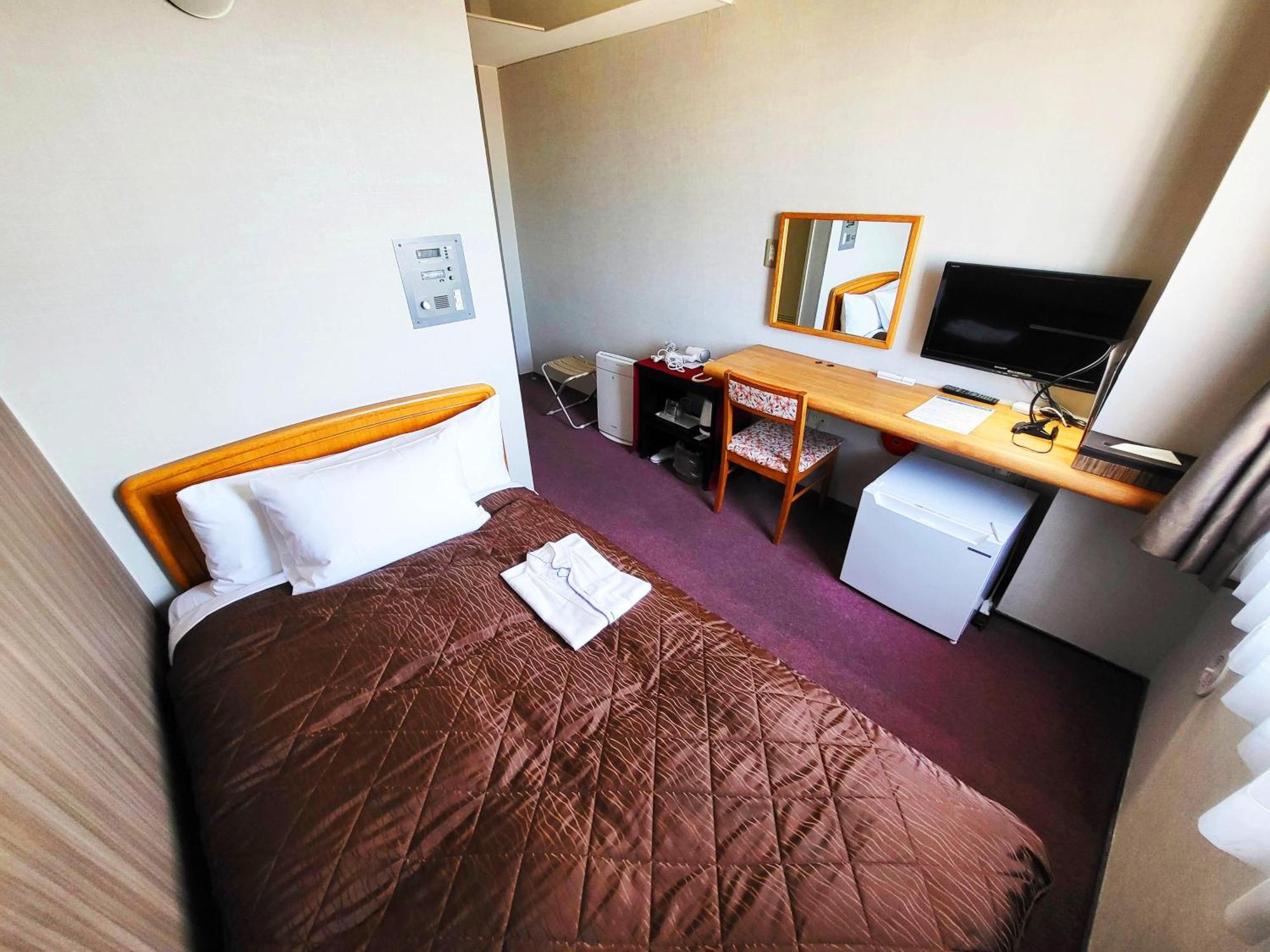 Hotel Royal Garden Kisarazu Bagian luar foto